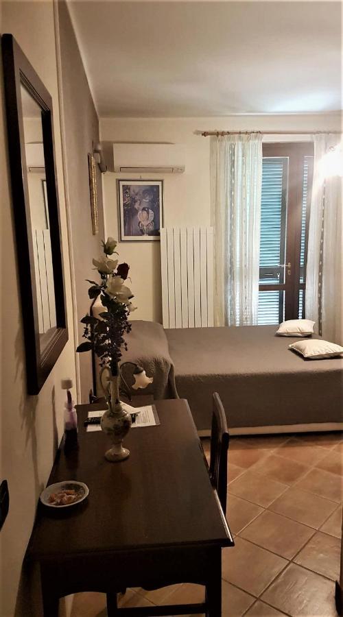 Bed and Breakfast Elisa House Foligno Exterior foto